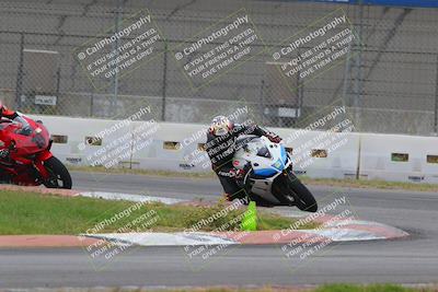 media/Oct-15-2022-Fastrack Riders (Sat) [[9a18b22502]]/Level2/Turn 9 1130am/